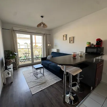 Cosy Avec Balcon Et Parking Διαμέρισμα Καν